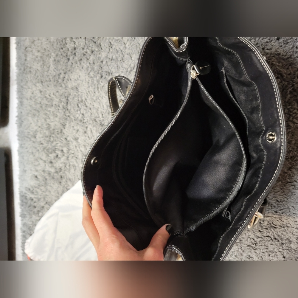 Coach Purse - Picture 6 of 10